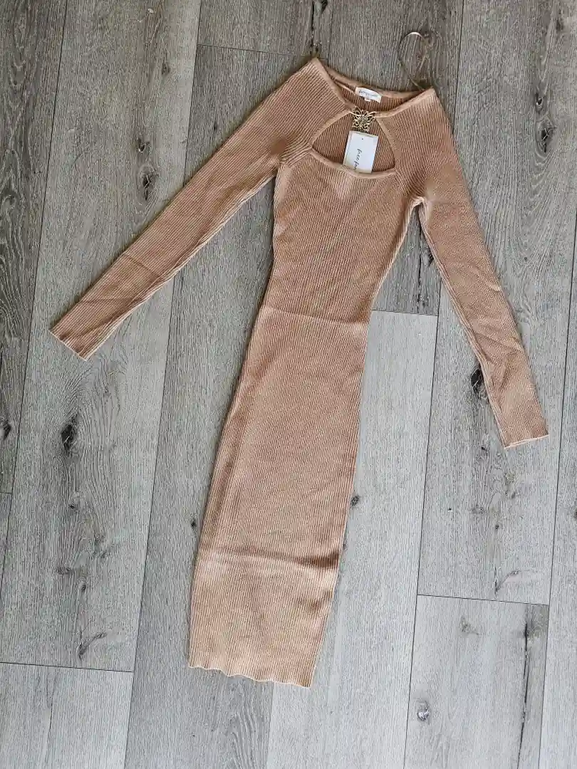 VESTIDO BEIGE VTD392