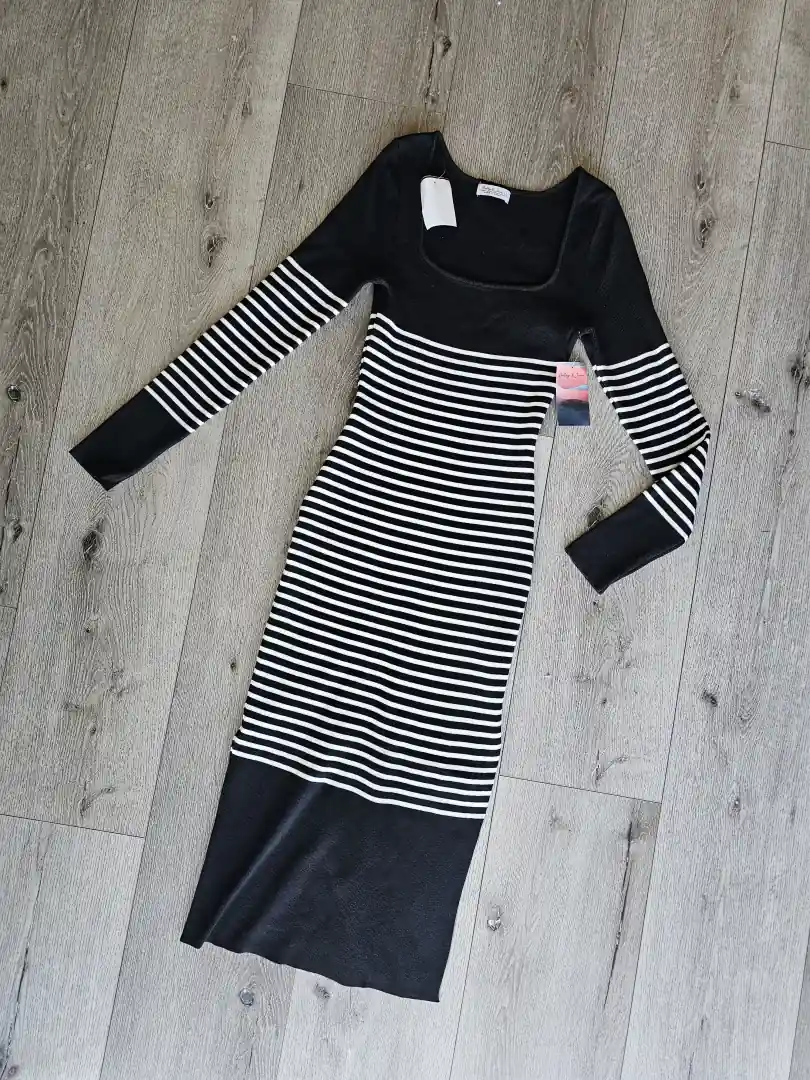 VESTIDO NEGRO RAYADO VTD388