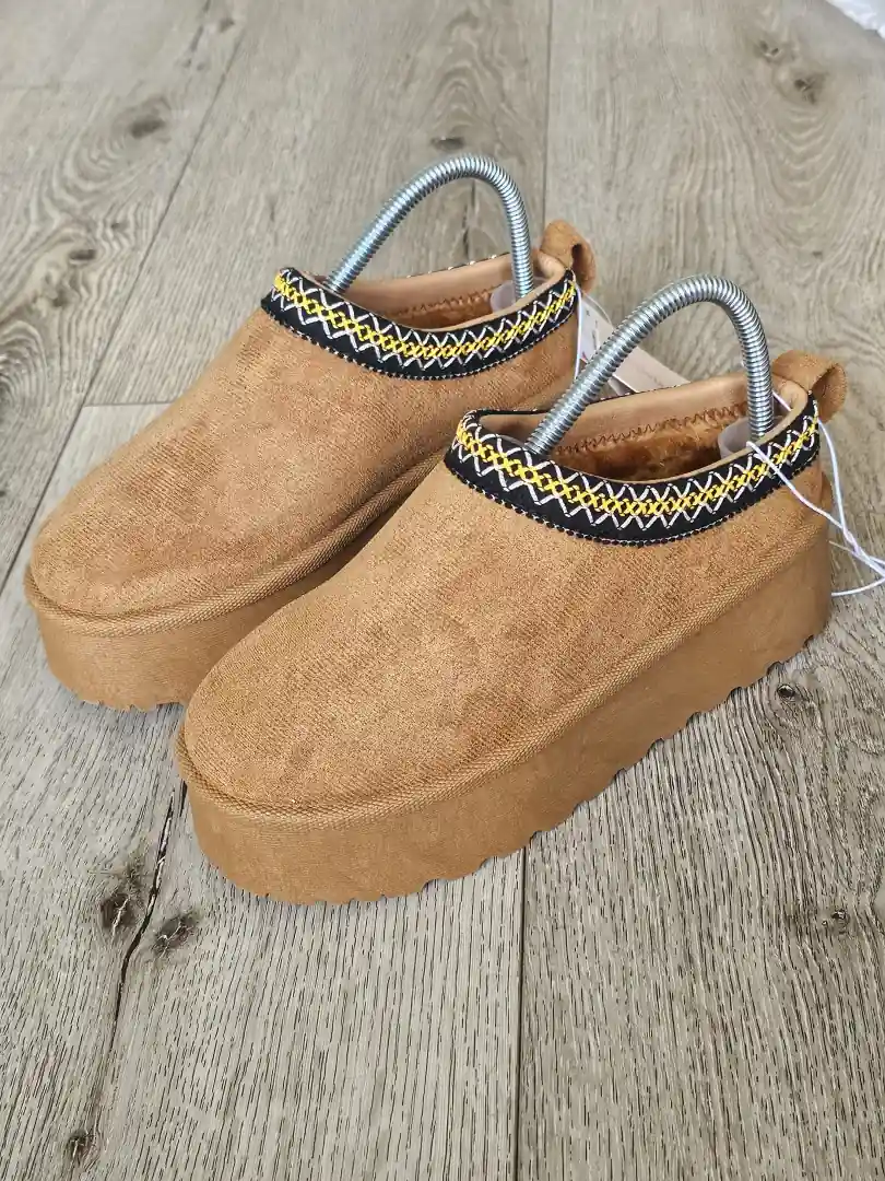 ZUECOS MARRONES DE MUJER SDL347