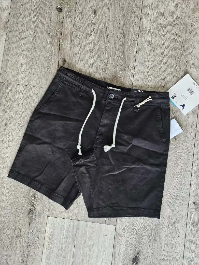 SHORT NEGRO SHT236
