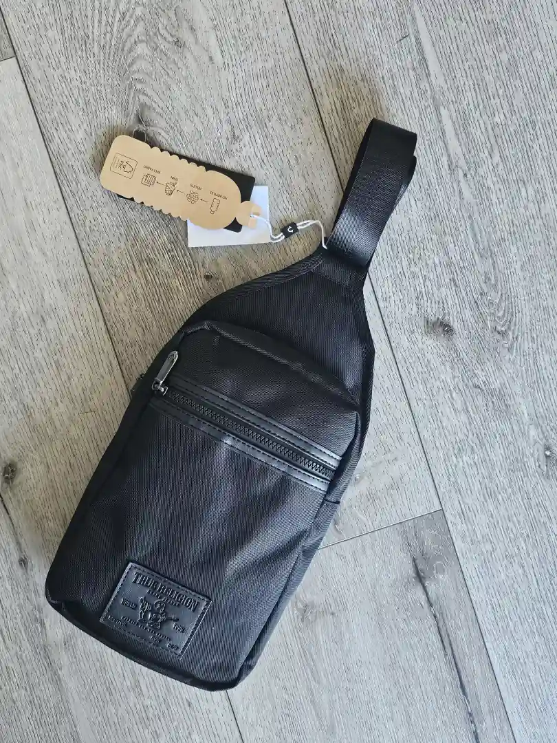 BOLSO CRUZADO NEGRO TRUE RELIGION BLS42