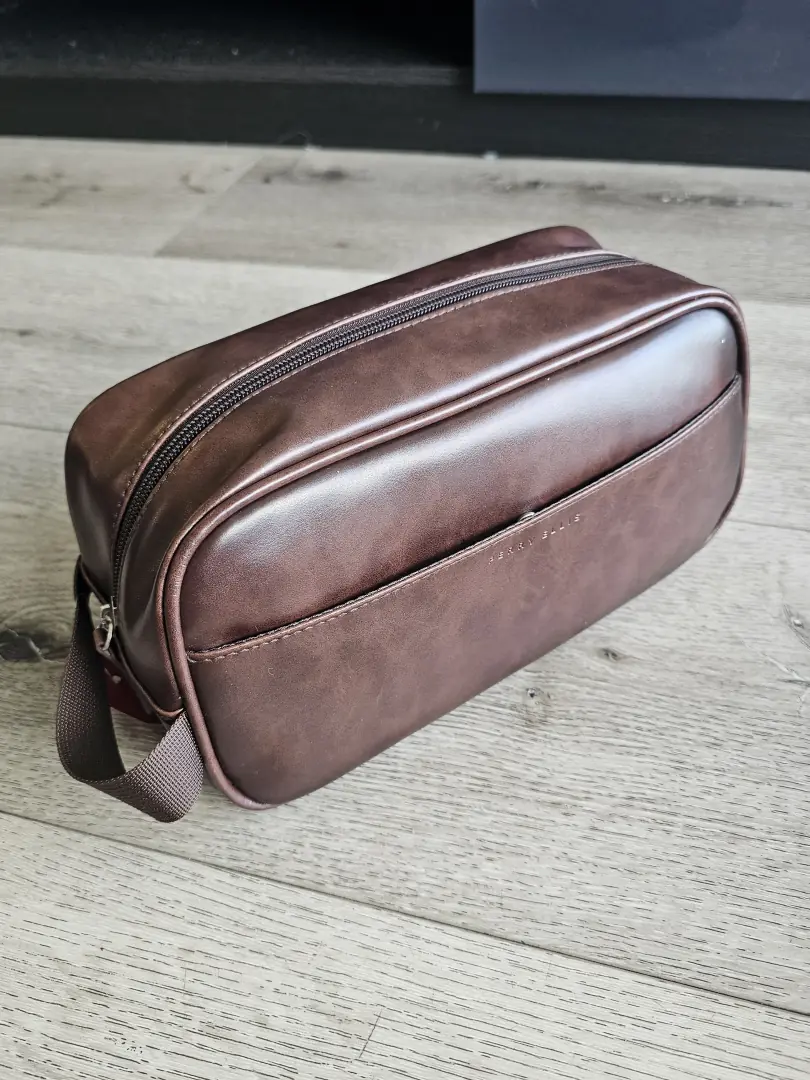 BOLSO DE ASEO MARRON PERRY ELLIS BLS43