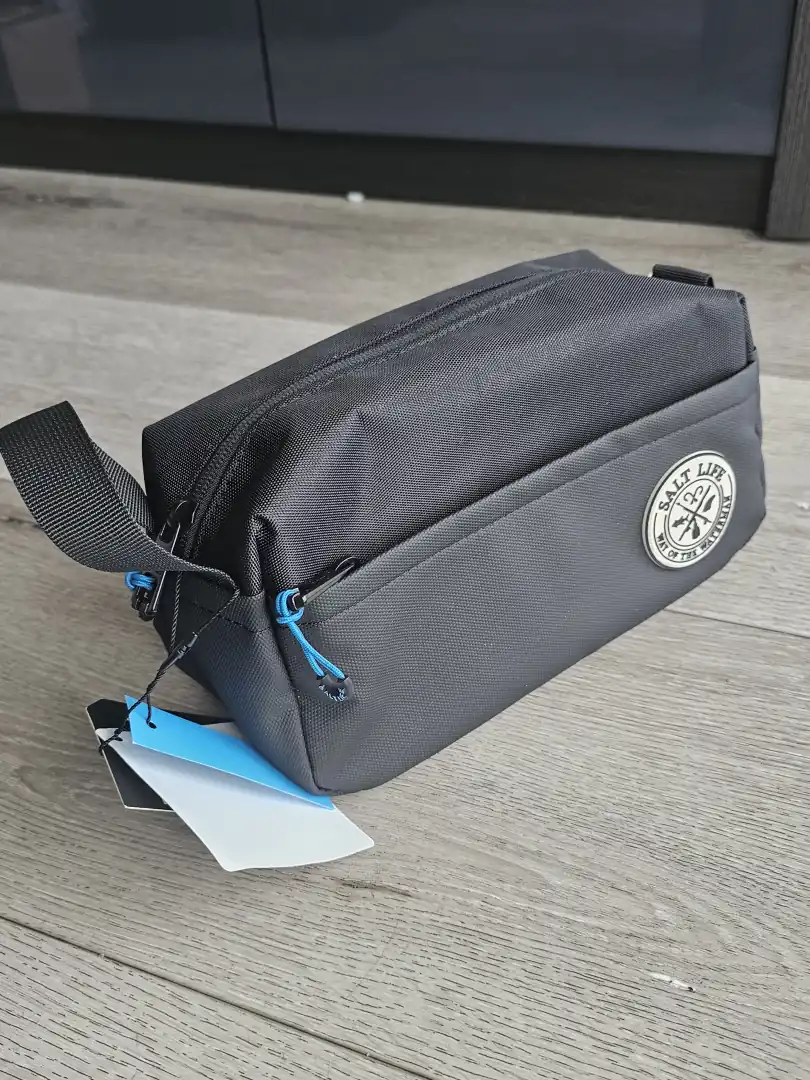 BOLSO DE ASEO NEGRO SALT LIFE BLS27