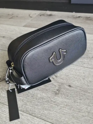 BOLSO DE ASEO NEGRO TRUE RELIGION BLS45