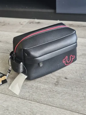 BOLSO DE ASEO NEGRO TRUE RELIGION BLS47