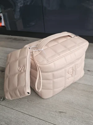 BOLSO DE ASEO ROSADO ACOLCHADO BLS30