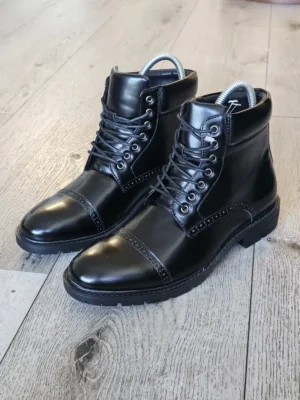 BOTAS NEGRAS BTS185