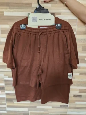 CONJUNTO MARRÓN RIOT EMPIRE CJT23