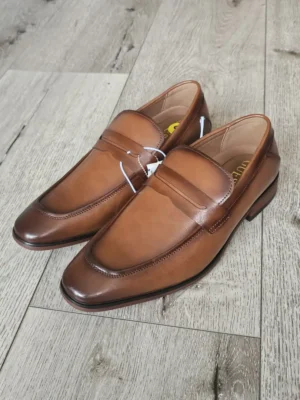 MOCASINES MARRONES GUESS MCS22