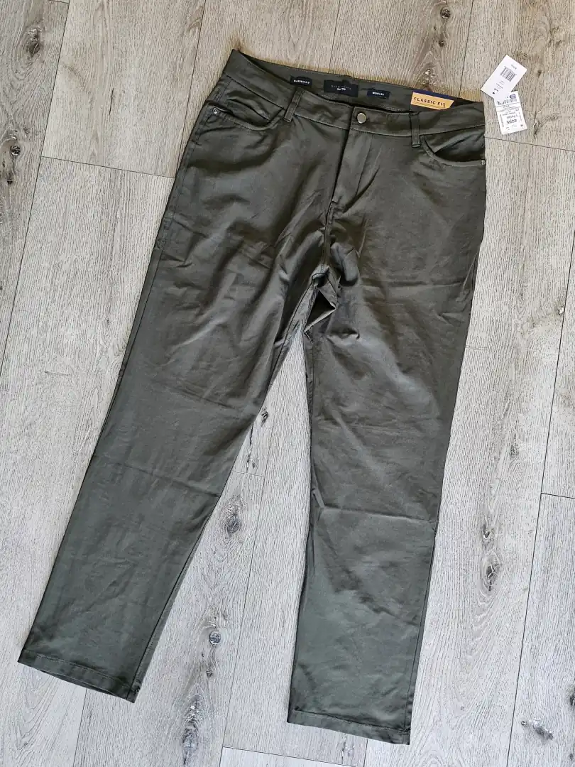 PANTALÓN VERDE PTN306