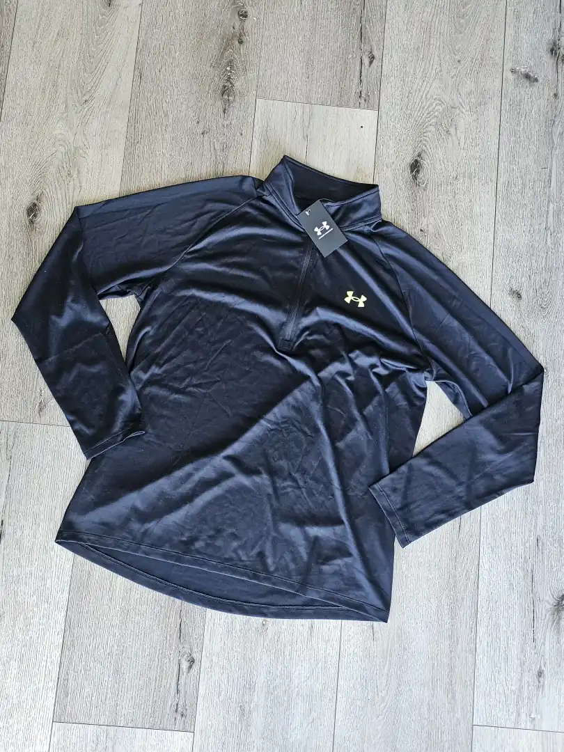 SUDADERA DEPORTIVA NEGRA UNDER ARMOUR EGTD47