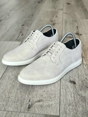 ZAPATOS GRISES CALVIN KLEIN ZPT189