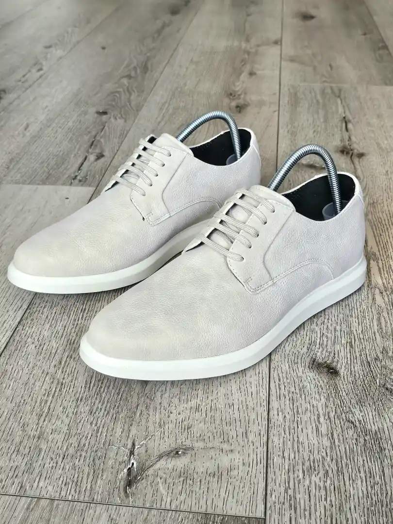 ZAPATOS GRISES CALVIN KLEIN ZPT189