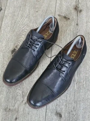 ZAPATOS NEGROS GUESS ZPT185