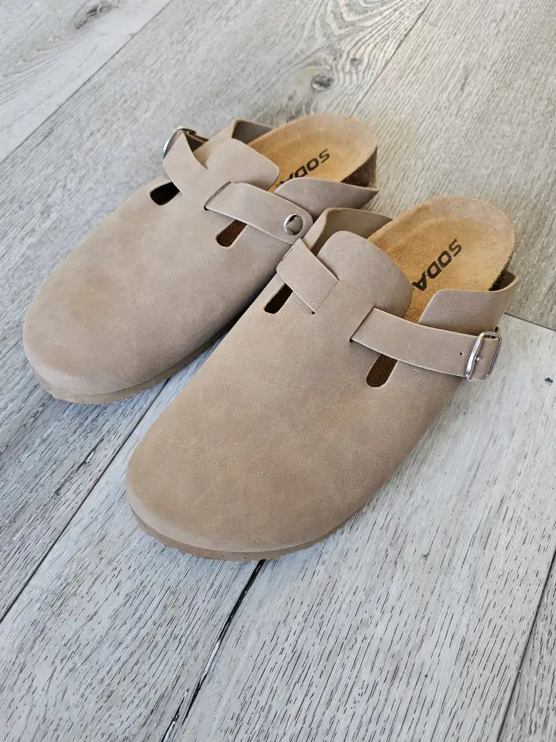 ZUECOS DE MUJER BEIGE SDL381