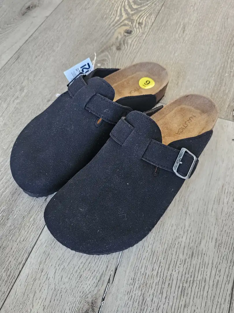 ZUECOS NEGROS SDL384