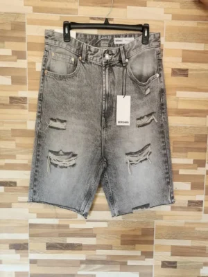 BERMUDA BERSHKA BMD70