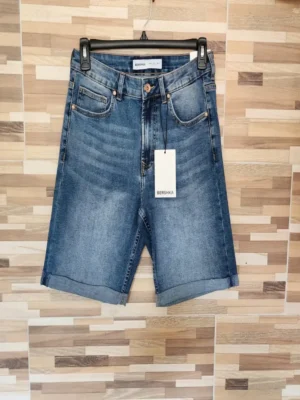 BERMUDA BERSHKA BMD85