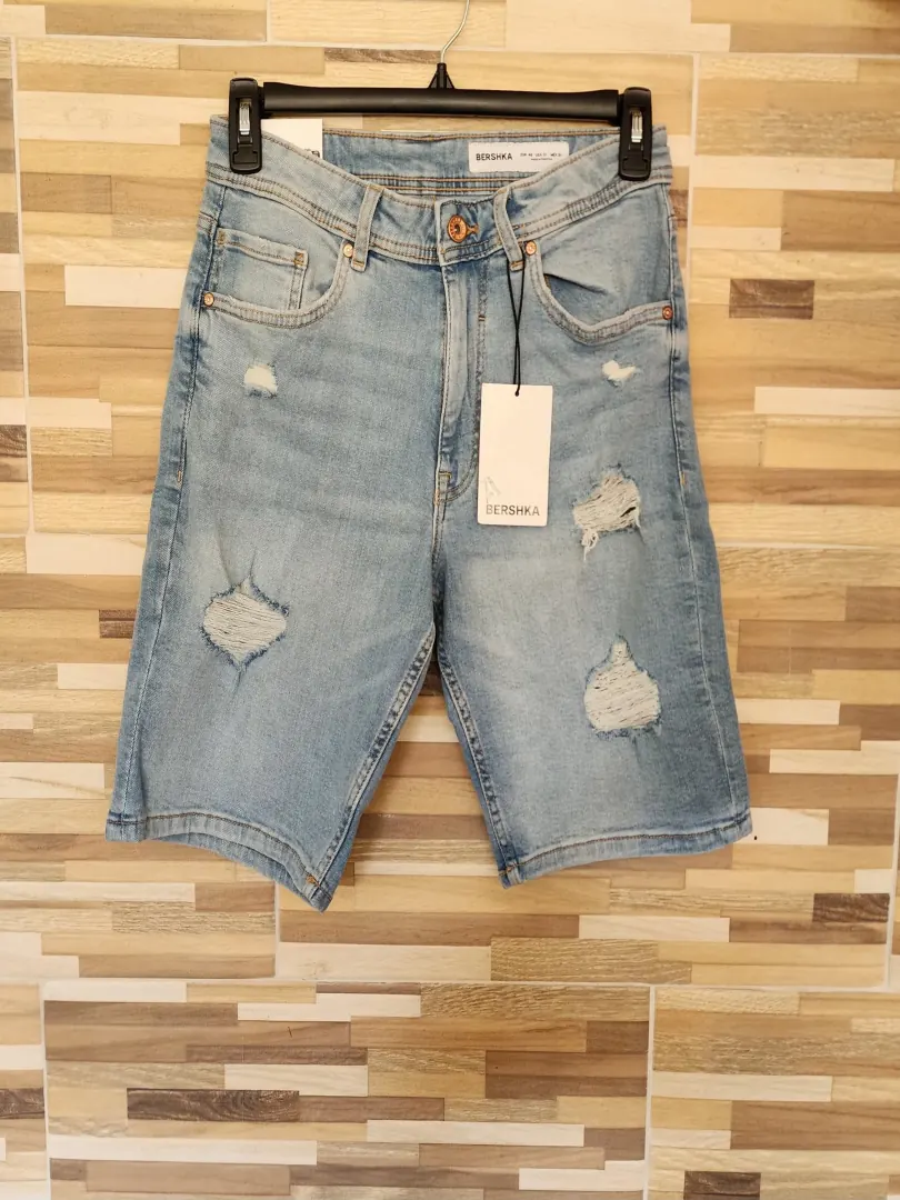 BERMUDA BERSHKA BMD90