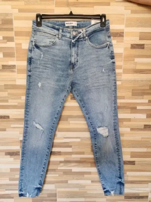 PANTALÓN PULL&BEAR PTN331