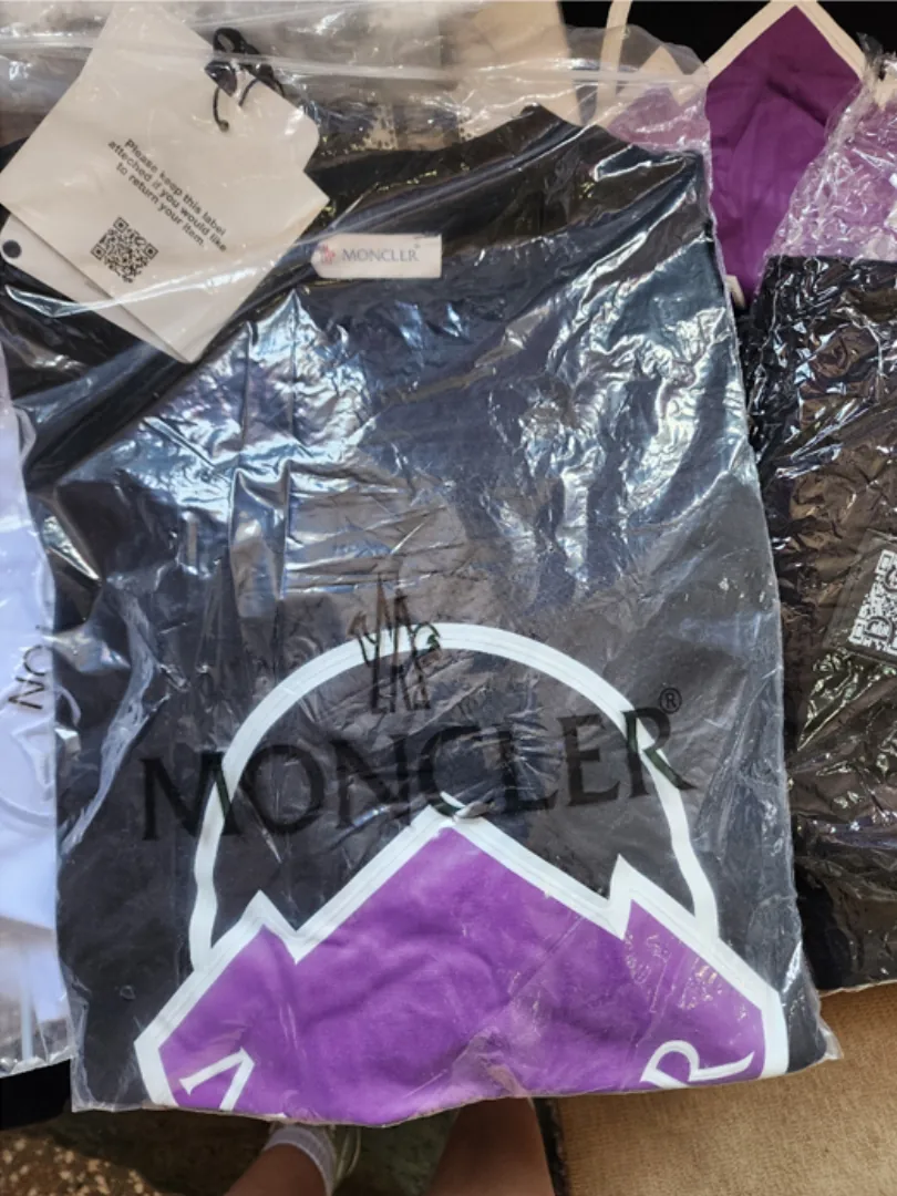 PULLOVER NEGRO MONCLER PLV600