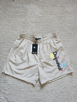 SHORT DE PLAYA DSQUARED SHT250