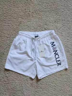 SHORT DE PLAYA MONCLER SHT259