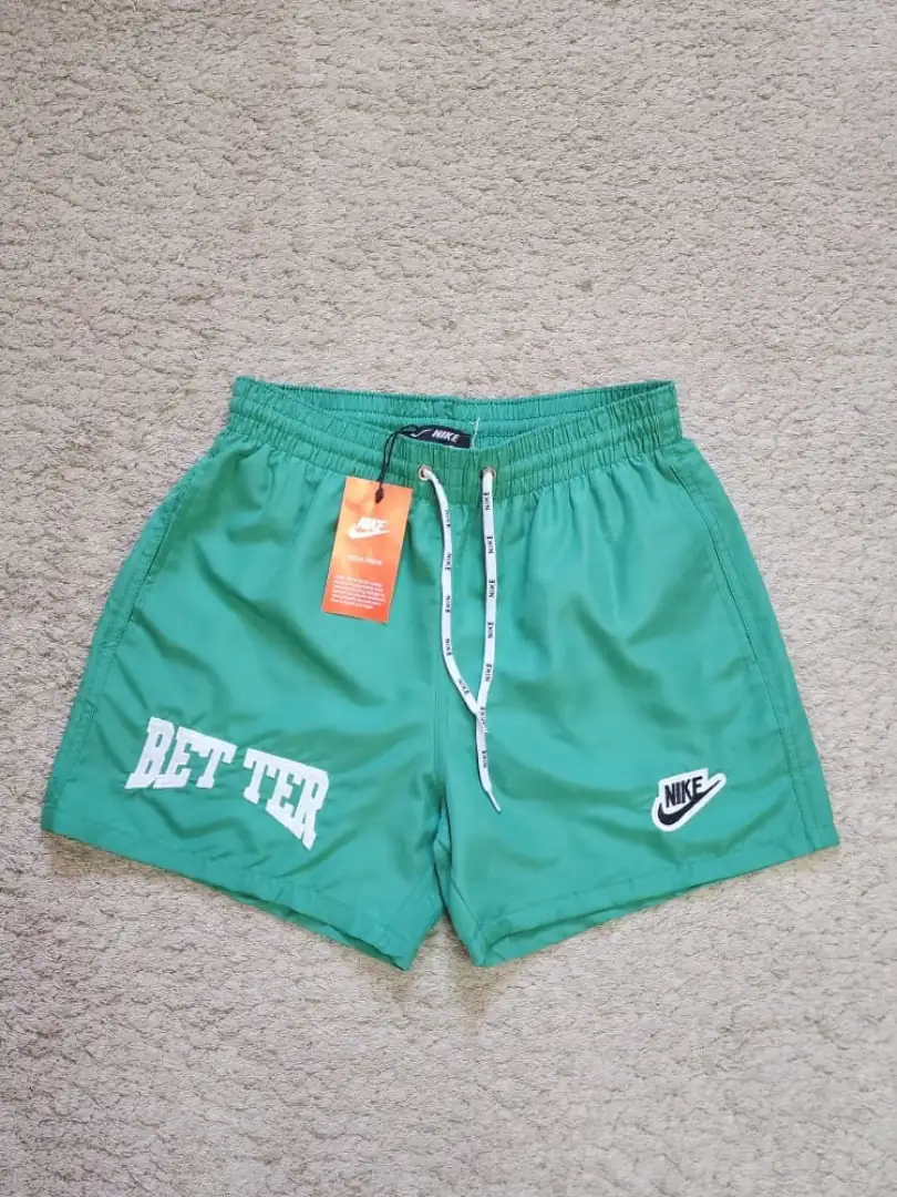 SHORT DE PLAYA NIKE SHT241