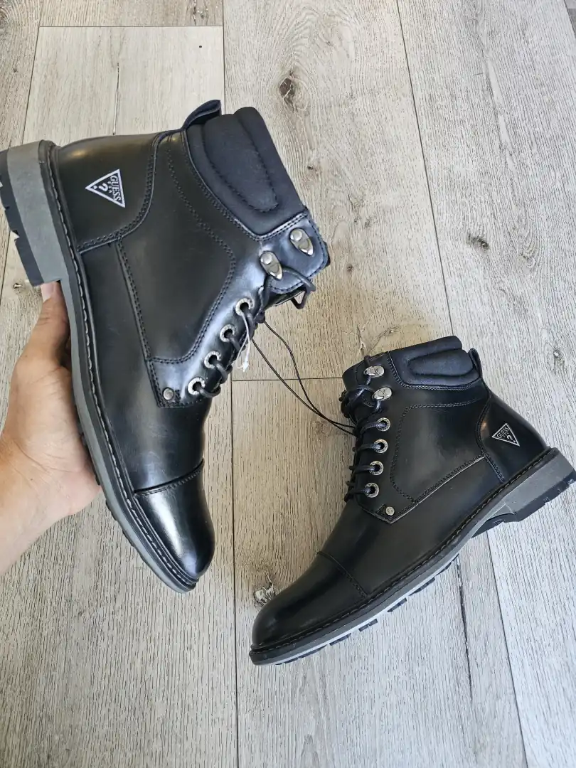 BOTAS GUESS BTS204