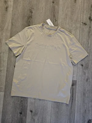 PULLOVER CALVIN KLEIN PLV623