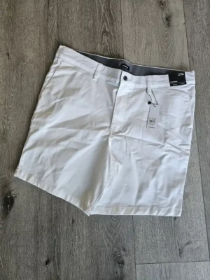 SHORT SHT315