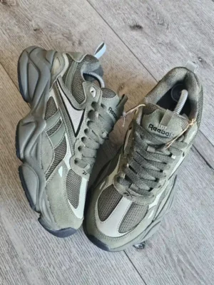 TENIS REEBOK TN162