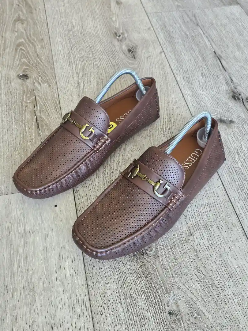 MOCASINES GUESS MCSN34