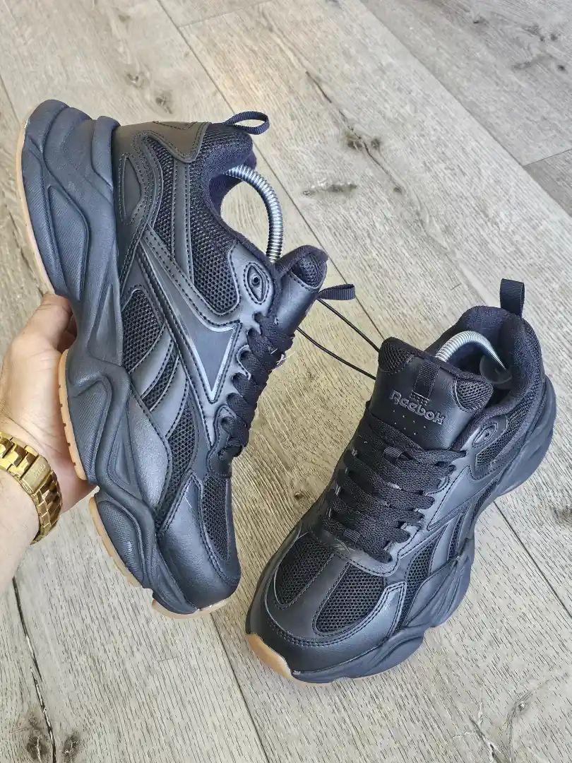 TENIS REEBOK TN169