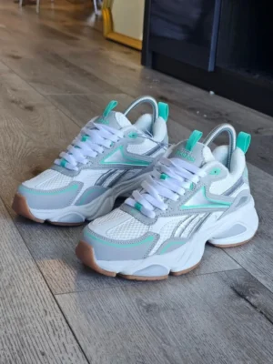 TENIS REEBOK TN176