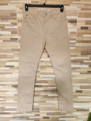 PANTALÓN CON CINTO PTN416