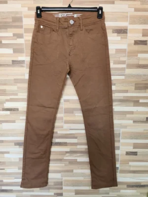 PANTALÓN CON CINTO PTN419