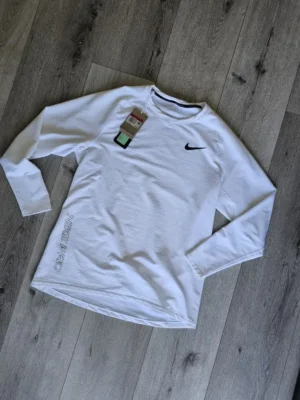 ENGUATADA NIKE EGTD55
