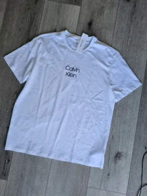 PULLOVER CALVIN KLEIN PLV801
