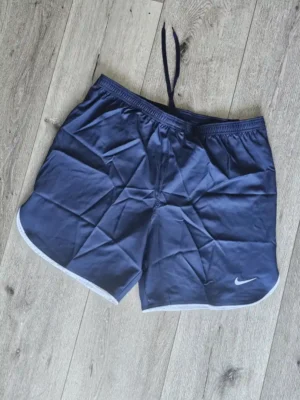 SHORT SHT338