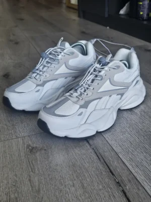 TENIS REEBOK TN180