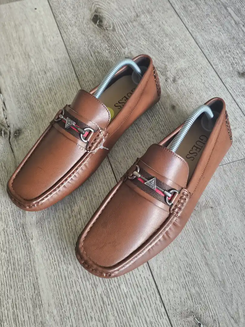 ZAPATOS GUESS ZPT257