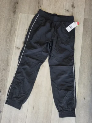 MONO MN134