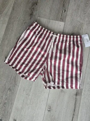 SHORT SHT352