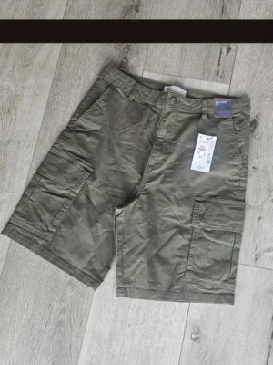 SHORT SHT361